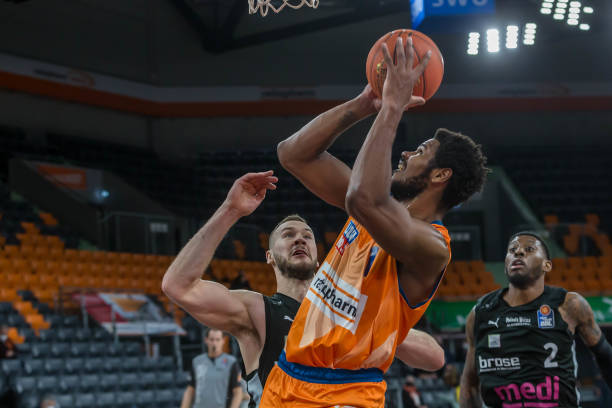 应不仅展示 应不仅展示