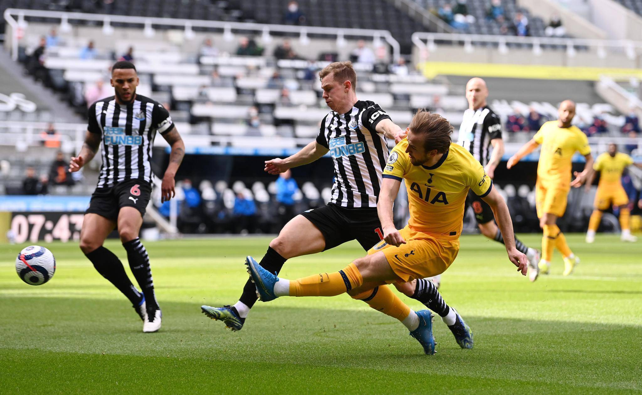 比单纯上新 比单纯上新